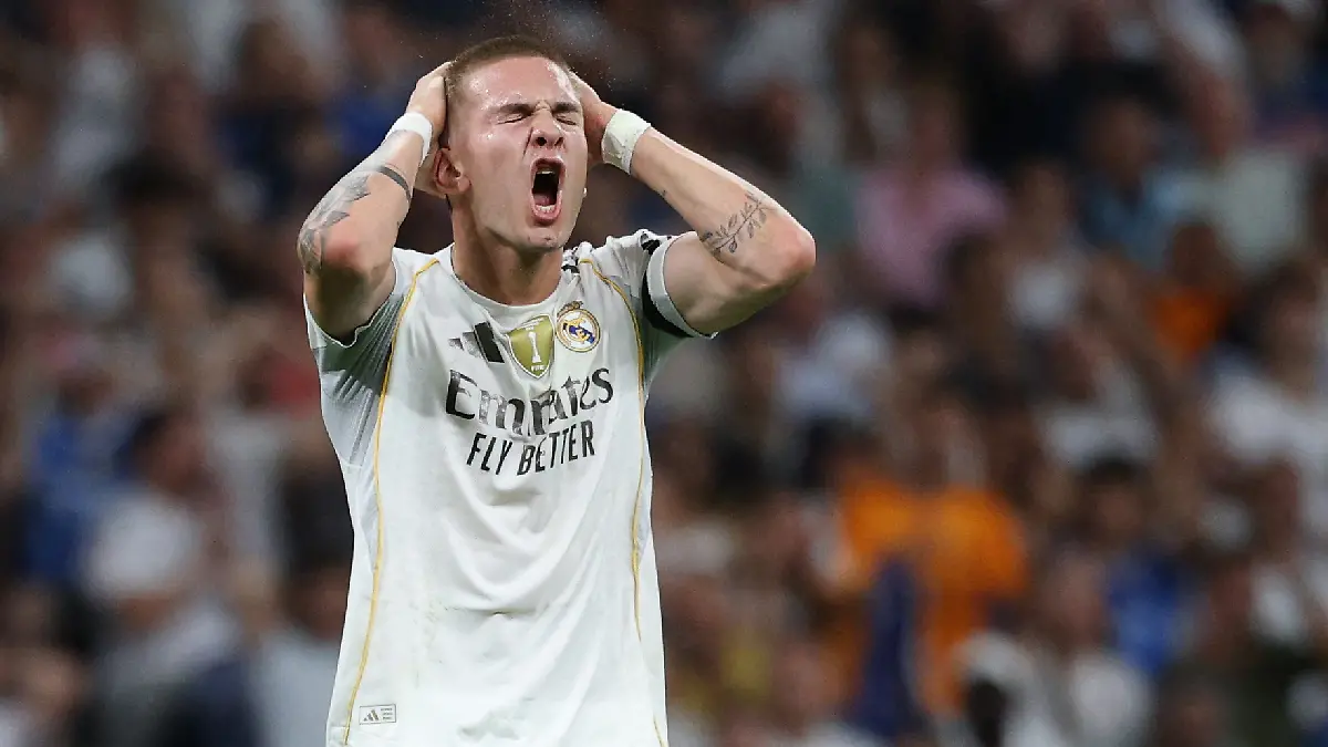 Franco Mastantuono deja temporalmente al Real Madrid y jugará cedido en la Fiorentina 18 Franco Mastantuono, nuevo jugador de la Fiorentina tras su cesión por parte del Real Madrid para la temporada 2026-27.