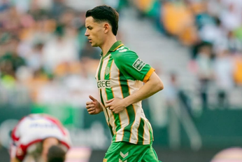 Álvaro Fidalgo sigue sin debutar con Betis, pero va a la banca ante Real Madrid